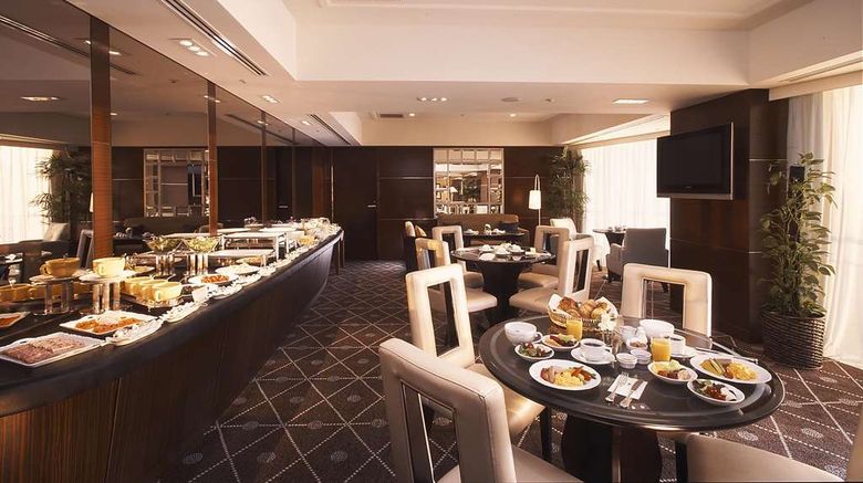 <b>The Yokohama Bay Hotel Tokyu Restaurant</b>. Images powered by <a href="https://iceportal.shijigroup.com/" title="IcePortal" target="_blank">IcePortal</a>.