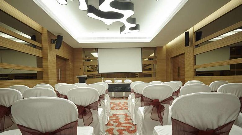 <b>Turyaa Hotel Chennai Restaurant</b>. Images powered by <a href="https://iceportal.shijigroup.com/" title="IcePortal" target="_blank">IcePortal</a>.