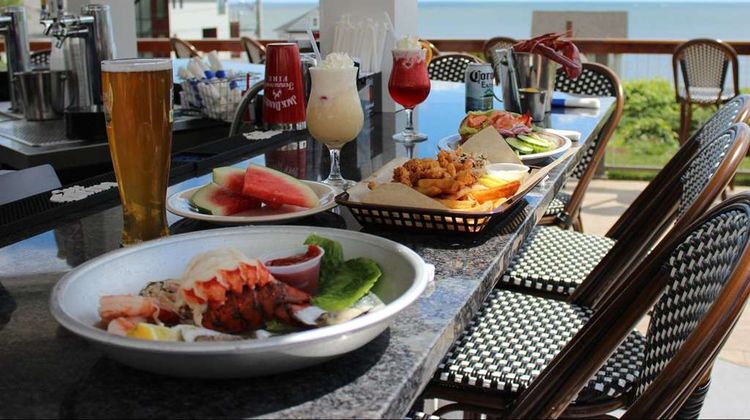 The Water's Edge Resort & Spa Restaurant