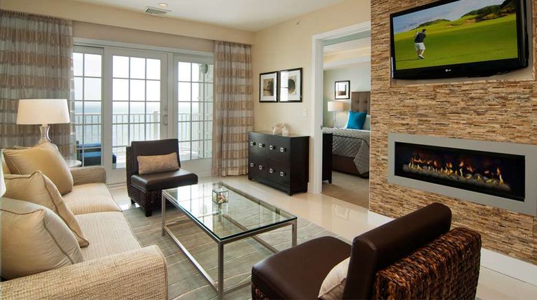 <b>The Water's Edge Resort & Spa Room</b>. Images powered by <a href="https://iceportal.shijigroup.com/" title="IcePortal" target="_blank">IcePortal</a>.