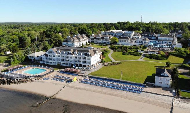 The Water's Edge Resort & Spa Exterior