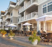 The Water's Edge Resort & Spa Exterior