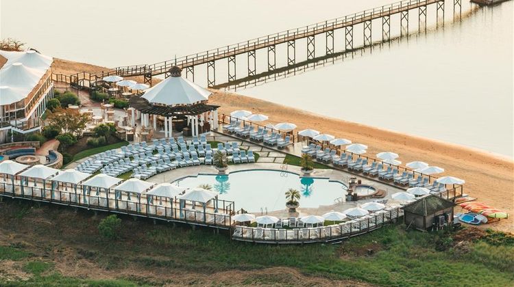 Wequassett Resort and Golf Club Pool