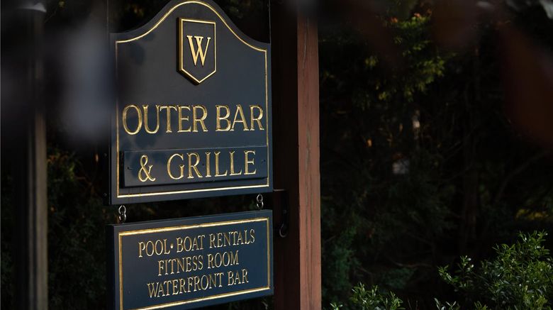 <b>Wequassett Resort and Golf Club Restaurant</b>. Images powered by <a href="https://iceportal.shijigroup.com/" title="IcePortal" target="_blank">IcePortal</a>.