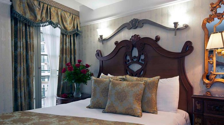 <b>West Baden Springs Hotel Room</b>. Images powered by <a href="https://iceportal.shijigroup.com/" title="IcePortal" target="_blank">IcePortal</a>.