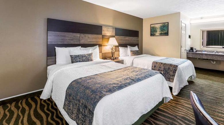 <b>Rodeway Inn Cadiz Room</b>. Images powered by <a href="https://iceportal.shijigroup.com/" title="IcePortal" target="_blank">IcePortal</a>.