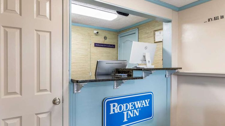 Rodeway Inn Cadiz Lobby