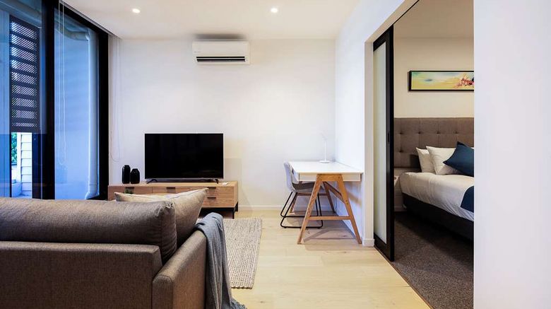 <b>Artel Apartment Hotel Melbourne Room</b>. Images powered by <a href="https://iceportal.shijigroup.com/" title="IcePortal" target="_blank">IcePortal</a>.