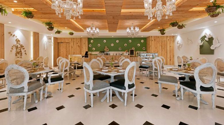 <b>Ramada Plaza by Wyndham Lucknow Restaurant</b>. Images powered by <a href="https://iceportal.shijigroup.com/" title="IcePortal" target="_blank">IcePortal</a>.