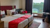 Ramada Plaza by Wyndham Lucknow Room