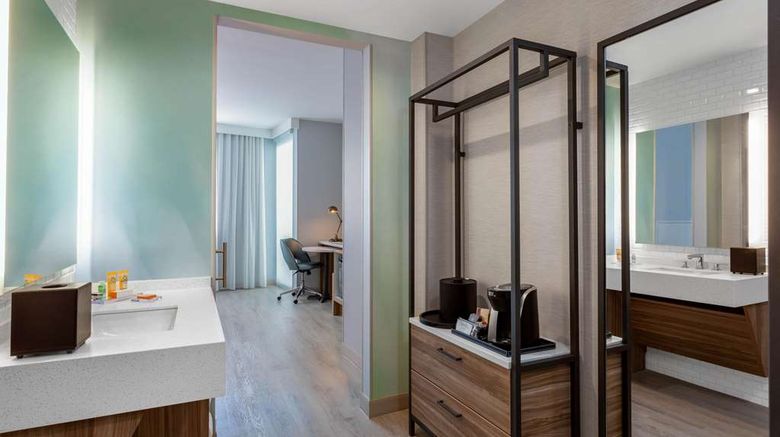 <b>Wyndham Garden Miami Int'l Airport Room</b>. Images powered by <a href="https://iceportal.shijigroup.com/" title="IcePortal" target="_blank">IcePortal</a>.