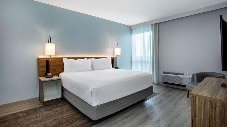 <b>Wyndham Garden Miami Int'l Airport Suite</b>. Images powered by <a href="https://iceportal.shijigroup.com/" title="IcePortal" target="_blank">IcePortal</a>.