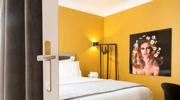 Hotel Mathis Paris Room