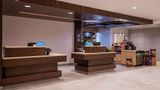 Hilton Garden Inn Kansas City Airport Lobby