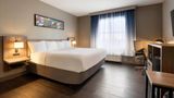 <b>La Quinta Inn & Suites by Wyndham Room</b>. Images powered by <a href="https://iceportal.shijigroup.com/" title="IcePortal" target="_blank">IcePortal</a>.