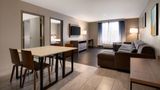 <b>La Quinta Inn & Suites by Wyndham Room</b>. Images powered by <a href="https://iceportal.shijigroup.com/" title="IcePortal" target="_blank">IcePortal</a>.