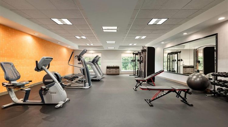 La Quinta Inn & Suites by Wyndham Health