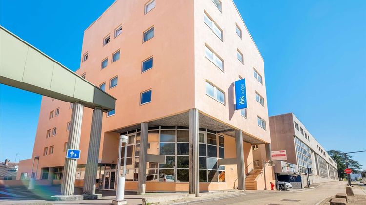 Ibis Budget Bourgoin Exterior