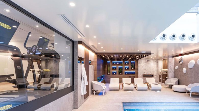 <b>Novotel Deauville Plage Pool</b>. Images powered by <a href="https://iceportal.shijigroup.com/" title="IcePortal" target="_blank">IcePortal</a>.
