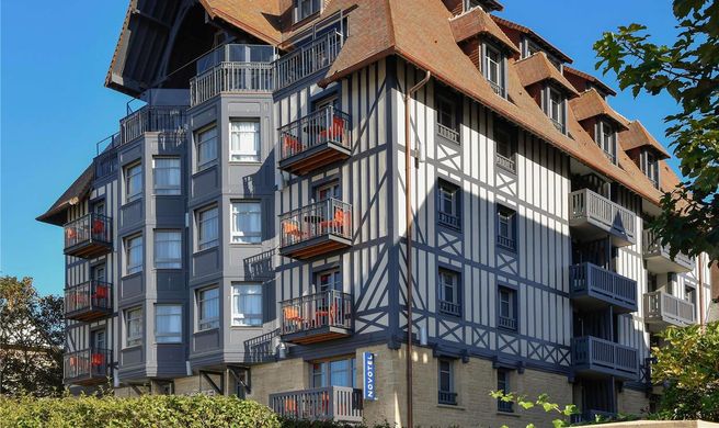 Novotel Deauville Plage Exterior