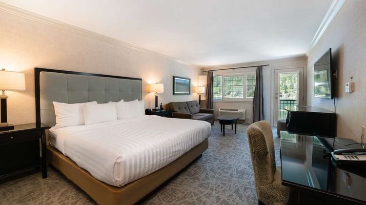 Prestige Lakeside Resort Room