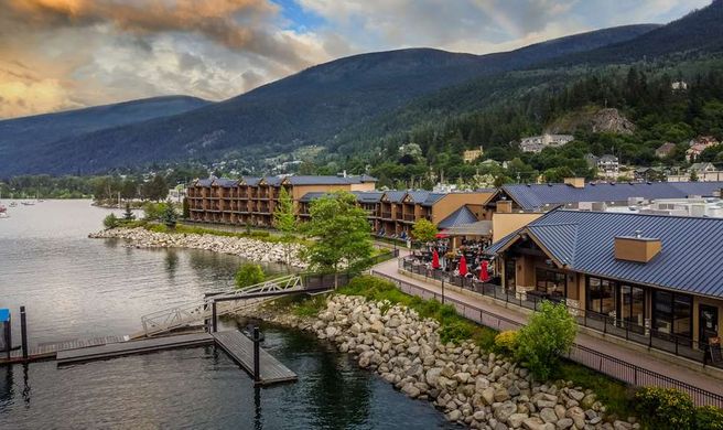 Prestige Lakeside Resort Exterior