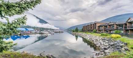 Prestige Lakeside Resort Exterior