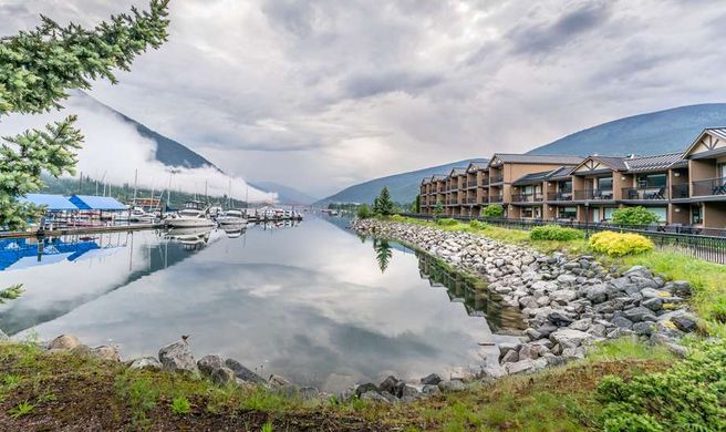Prestige Lakeside Resort Exterior