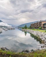 Prestige Lakeside Resort