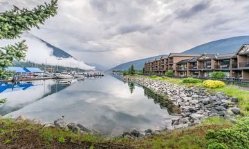Prestige Lakeside Resort