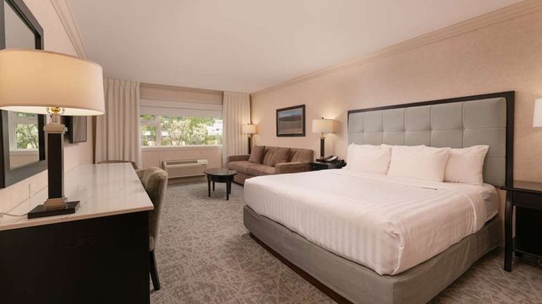 <b>Prestige Lakeside Resort Room</b>. Images powered by <a href="https://iceportal.shijigroup.com/" title="IcePortal" target="_blank">IcePortal</a>.