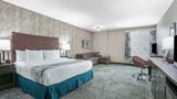 La Quinta Inn & Suites by Wyndham Room