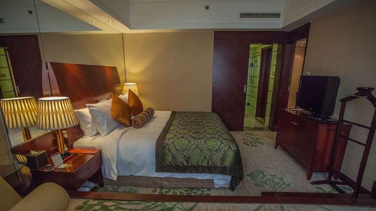 Merry Hotel Shanghai Suite