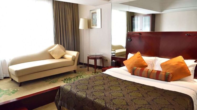 Merry Hotel Shanghai Room