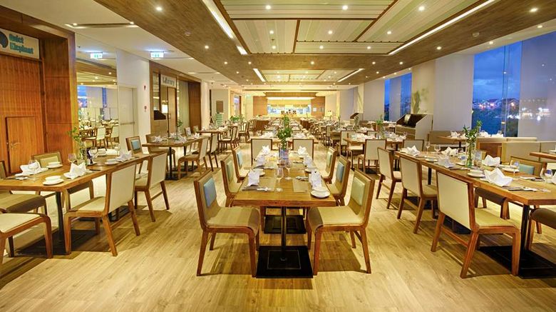 <b>A La Carte Da Nang Beach Restaurant</b>. Images powered by <a href="https://iceportal.shijigroup.com/" title="IcePortal" target="_blank">IcePortal</a>.