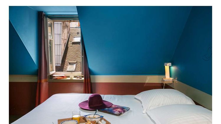 Crayon Hotel Paris Room