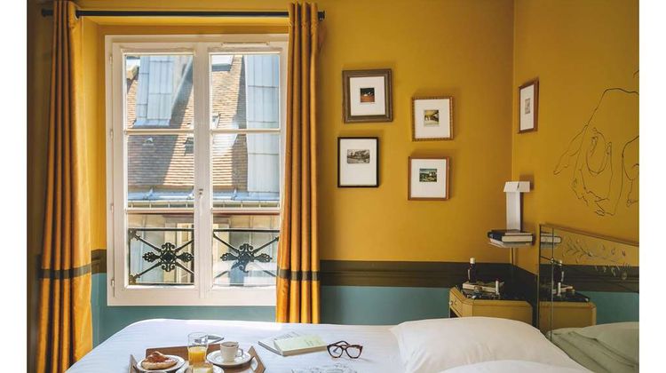 Crayon Hotel Paris Room