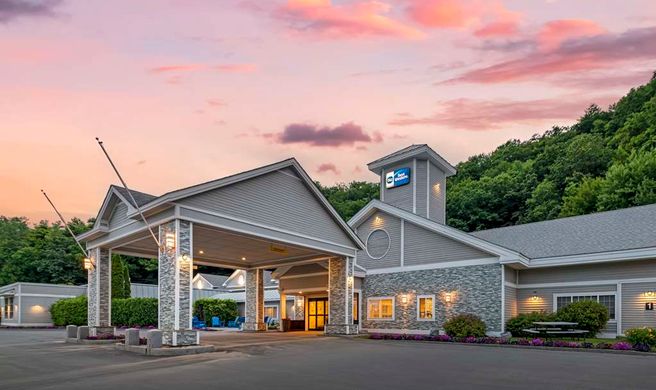 Best Western Springfield Hotel Exterior