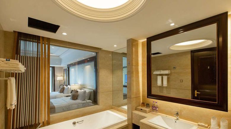 <b>Wyndham Grand Plaza Royale Kaicheng Anji Room</b>. Images powered by <a href="https://iceportal.shijigroup.com/" title="IcePortal" target="_blank">IcePortal</a>.