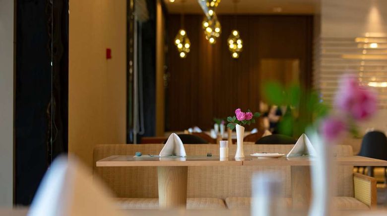 <b>Wyndham Grand Plaza Royale Kaicheng Anji Restaurant</b>. Images powered by <a href="https://iceportal.shijigroup.com/" title="IcePortal" target="_blank">IcePortal</a>.
