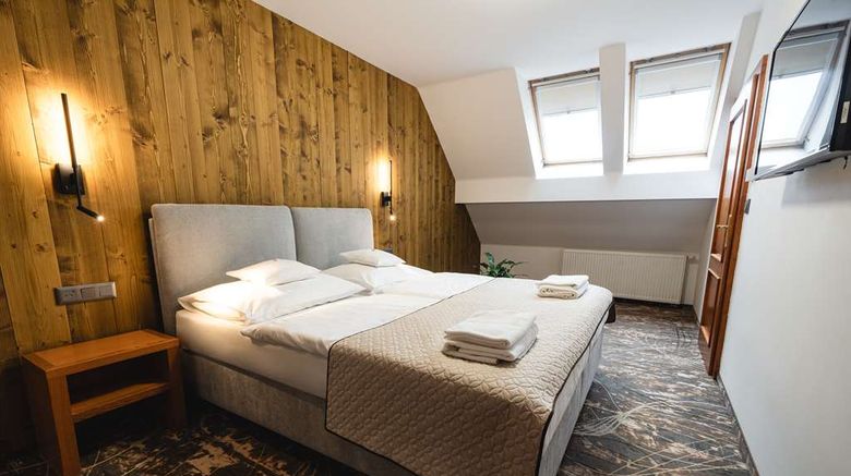 <b>Hotel Horal Suite</b>. Images powered by <a href="https://iceportal.shijigroup.com/" title="IcePortal" target="_blank">IcePortal</a>.