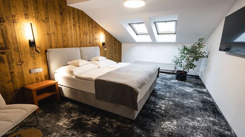 <b>Hotel Horal Suite</b>. Images powered by <a href="https://iceportal.shijigroup.com/" title="IcePortal" target="_blank">IcePortal</a>.