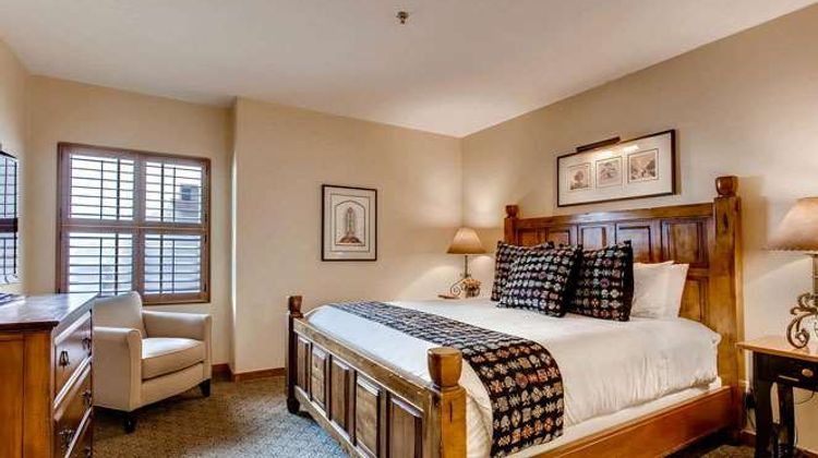 Pinon Court by La Fonda Room