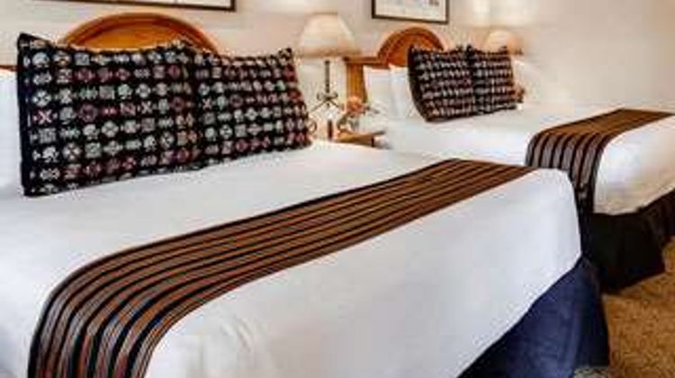 Pinon Court by La Fonda Room