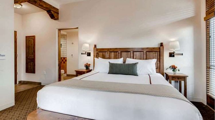 Pinon Court by La Fonda Room