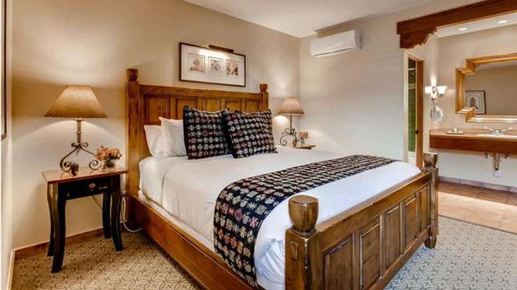 Pinon Court by La Fonda Suite