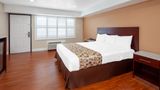Travelodge by Wyndham Harbor City Room