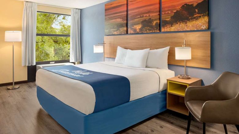 <b>Days Inn and Suites by Wyndham Room</b>. Images powered by <a href="https://iceportal.shijigroup.com/" title="IcePortal" target="_blank">IcePortal</a>.