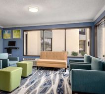 Days Inn and Suites by Wyndham Lobby