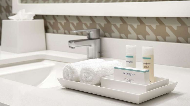 <b>Home2 Suites by Hilton Biltmore Village Room</b>. Images powered by <a href="https://iceportal.shijigroup.com/" title="IcePortal" target="_blank">IcePortal</a>.